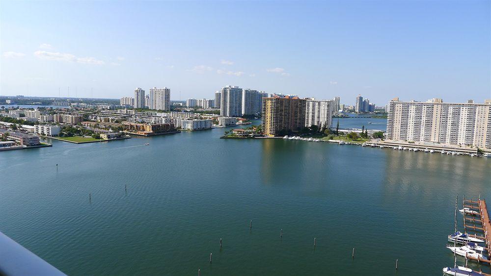 Luxury Apartments At Intracoastal Sunny Isles Beach Buitenkant foto