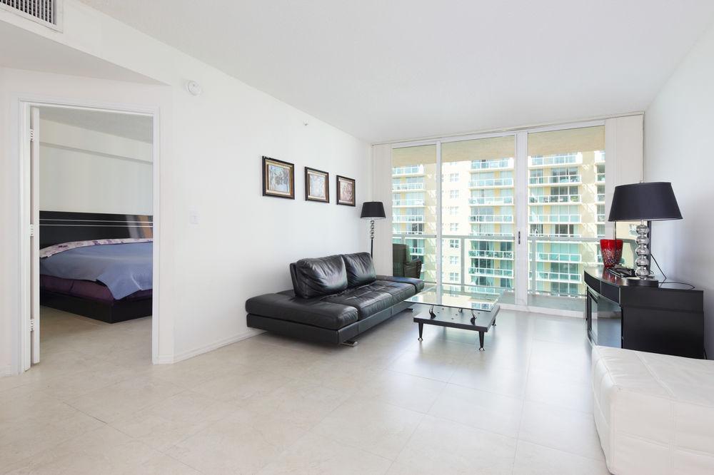 Luxury Apartments At Intracoastal Sunny Isles Beach Buitenkant foto